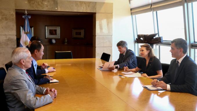 La compañía coreana POSCO confirmó la continuidad de sus inversiones en la Argentina