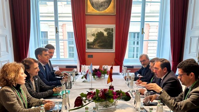 Minister Mondino with the Minister of Foreign Affairs of the Kingdom of Spain, Manuel Albares Bueno