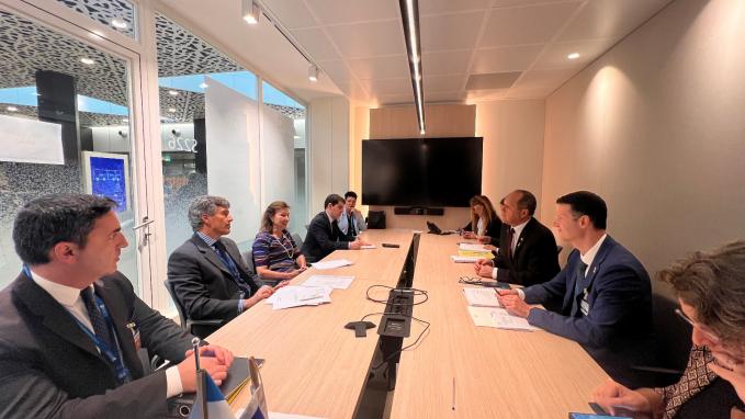 Reunión con el Ministro de Economía e Industria de Israel, Nir Barkat