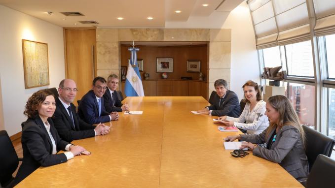 Reunión con directivos de Google LLC