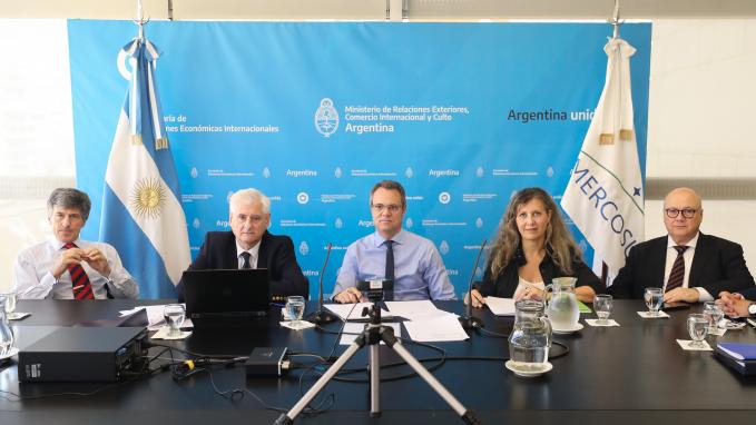MERCOSUR y EFTA acuerdan relanzar las negociaciones para un Acuerdo de Libre Comercio