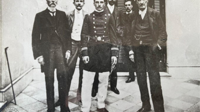 Foto 1. José Evaristo Uriburu, Emilio Mitre, Jose María Sobral, Luis Drago Mitre, José María Urien y Bartolomé Mitre (izq a der)