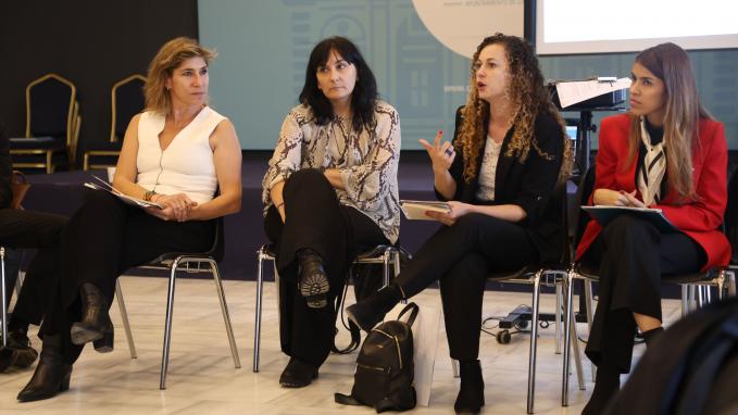 Daniela Rey exponiendo en la VIII Reunión de Puntos Focales de Comunicación de la Cooperación Iberoamericana