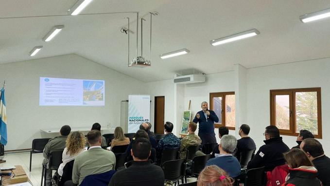 Parques Nacionales y la Agencia Argentina de Cooperación Internacional y Asistencia Humanitaria – Cascos Blancos